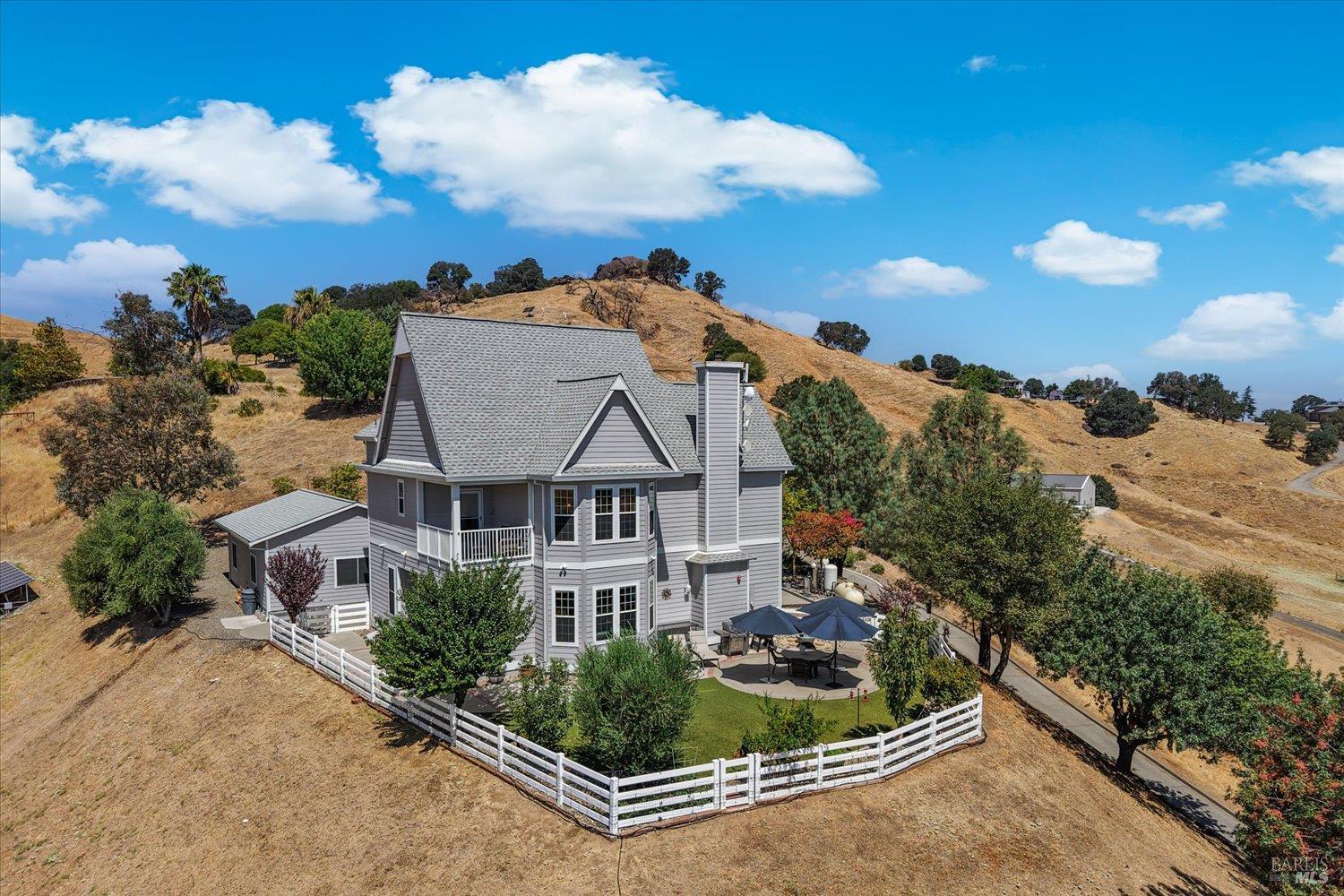 3928 Sierra Vista Drive