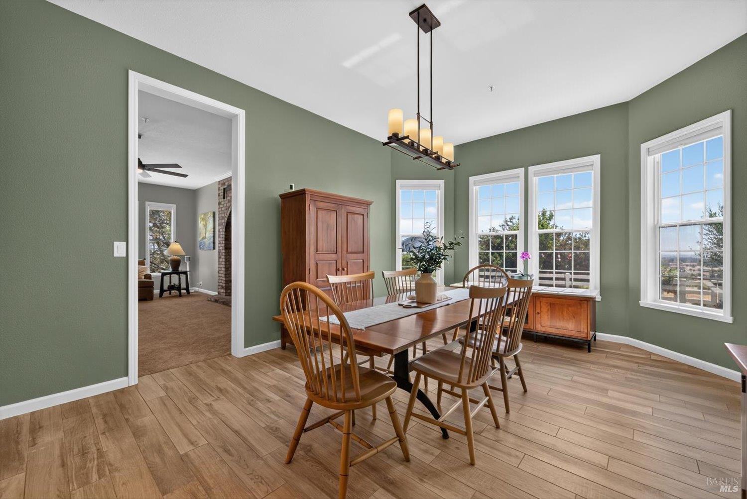 3928 Sierra Vista Drive