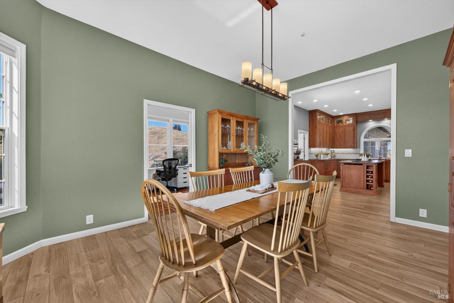 3928 Sierra Vista Drive
