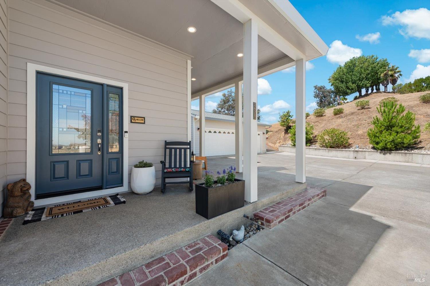 3928 Sierra Vista Drive