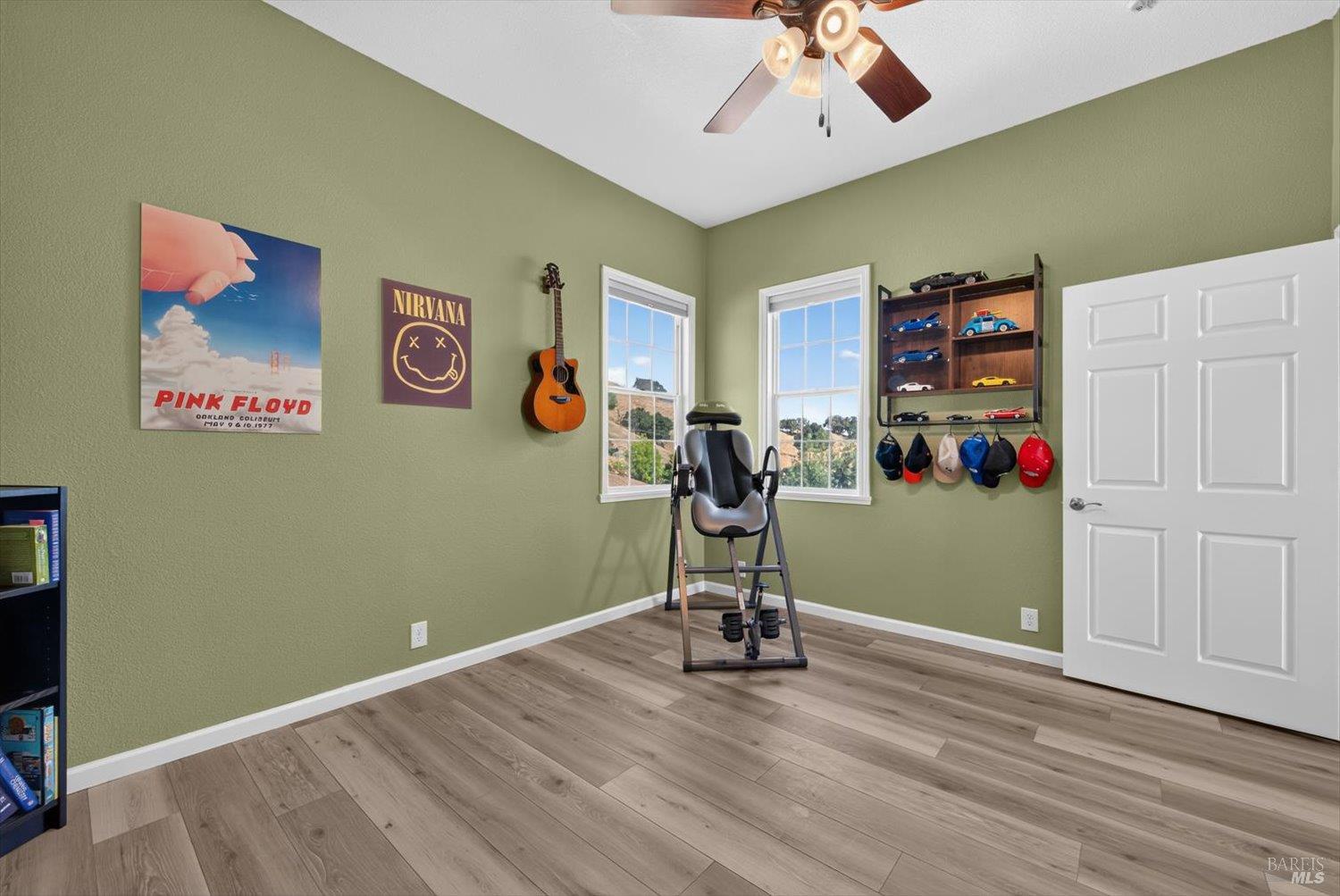 3928 Sierra Vista Drive