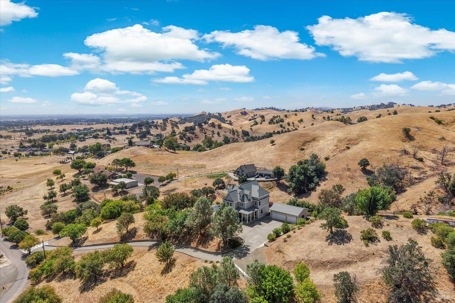 3928 Sierra Vista Drive
