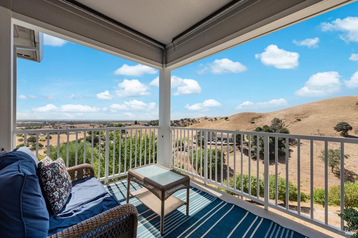 3928 Sierra Vista Drive