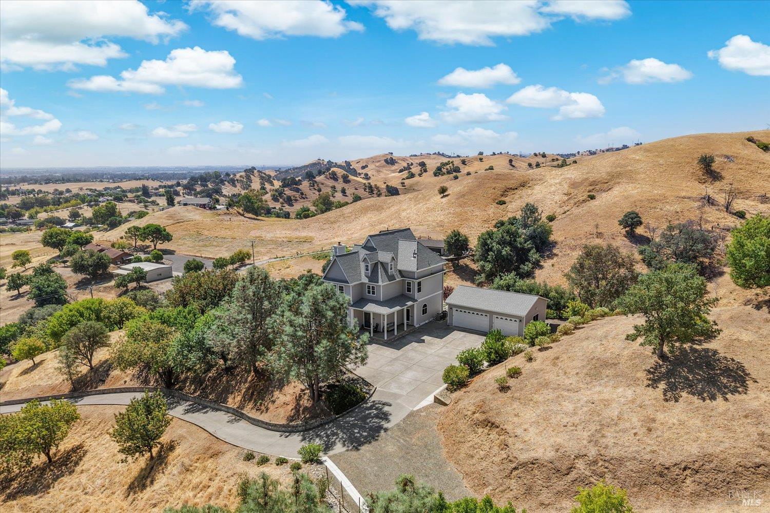 3928 Sierra Vista Drive