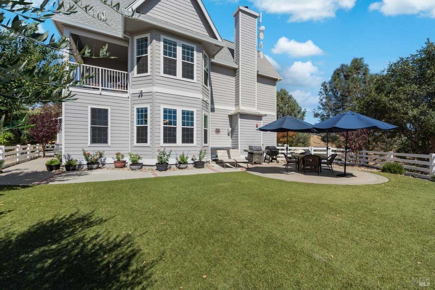 3928 Sierra Vista Drive
