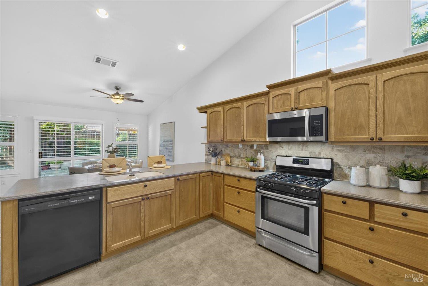 712 Ashford Court