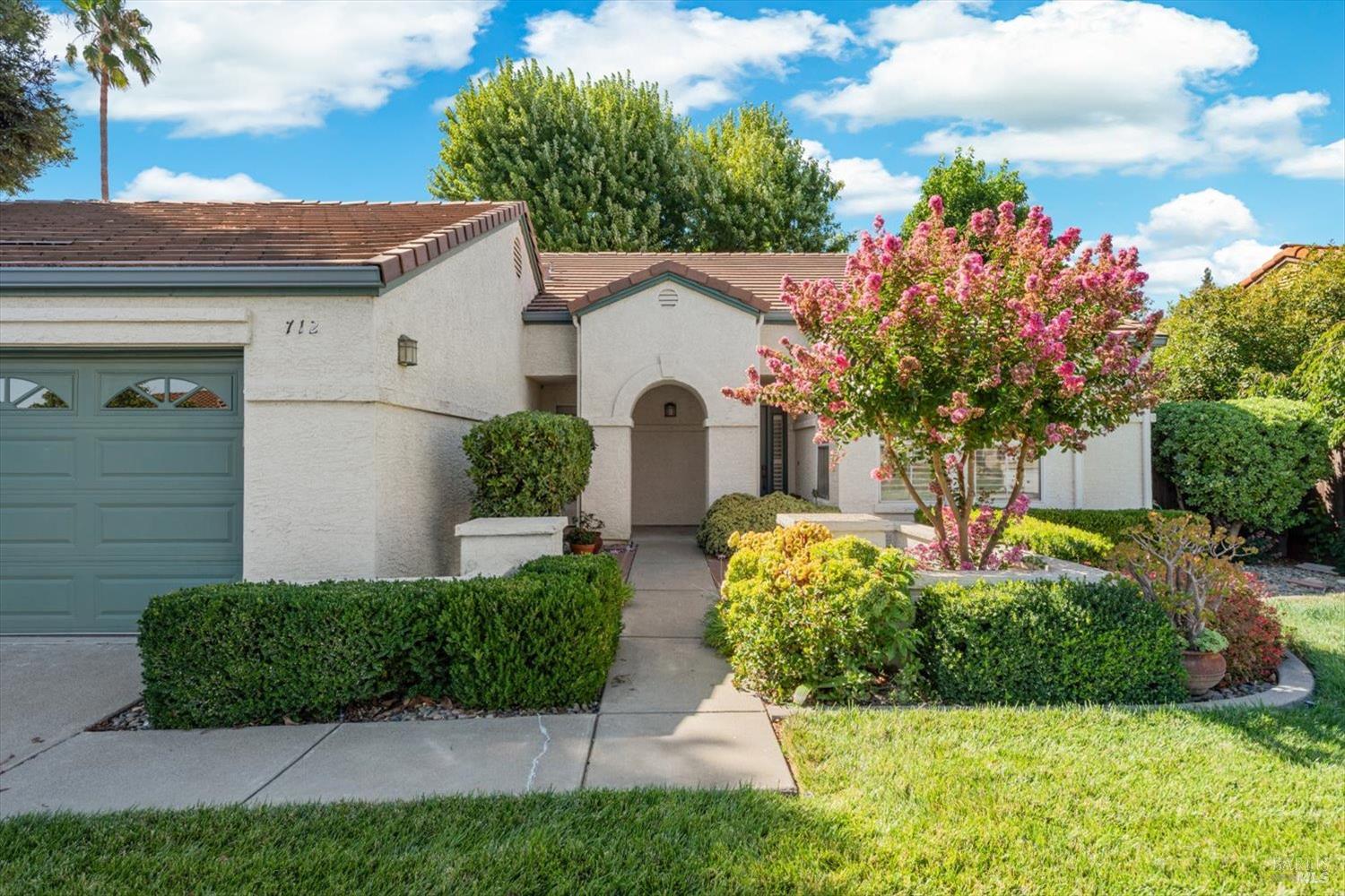 712 Ashford Court