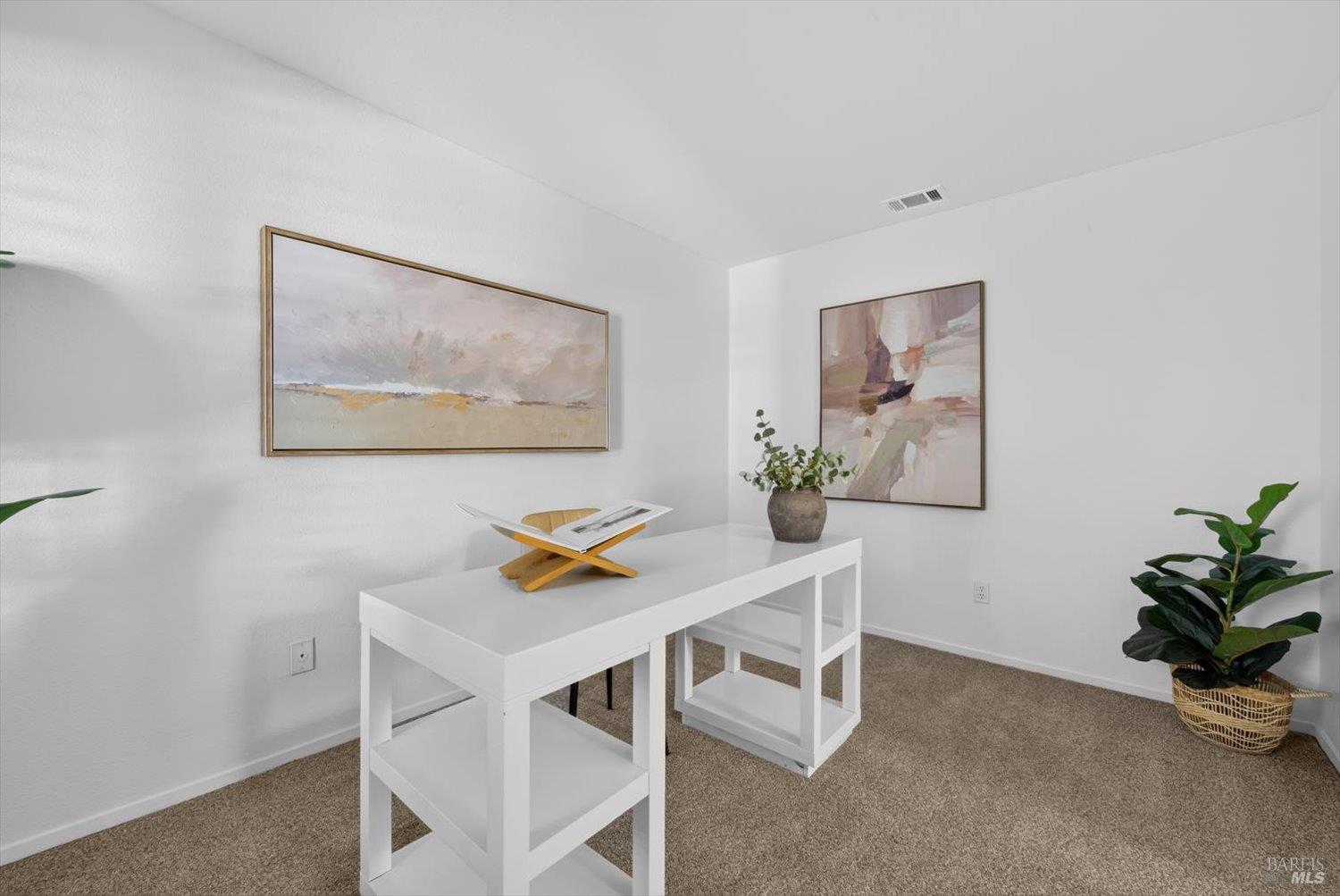 712 Ashford Court