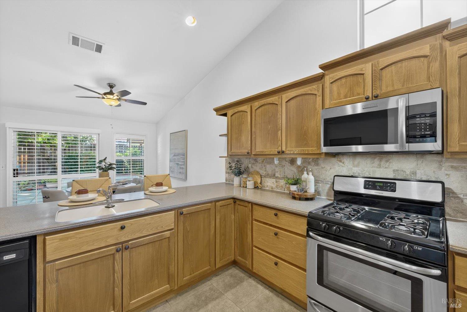 712 Ashford Court