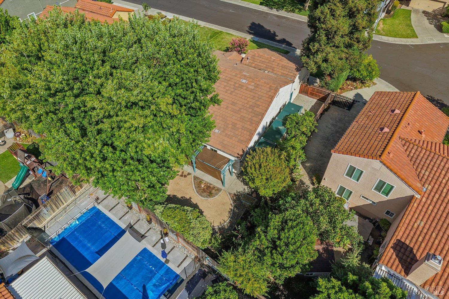712 Ashford Court