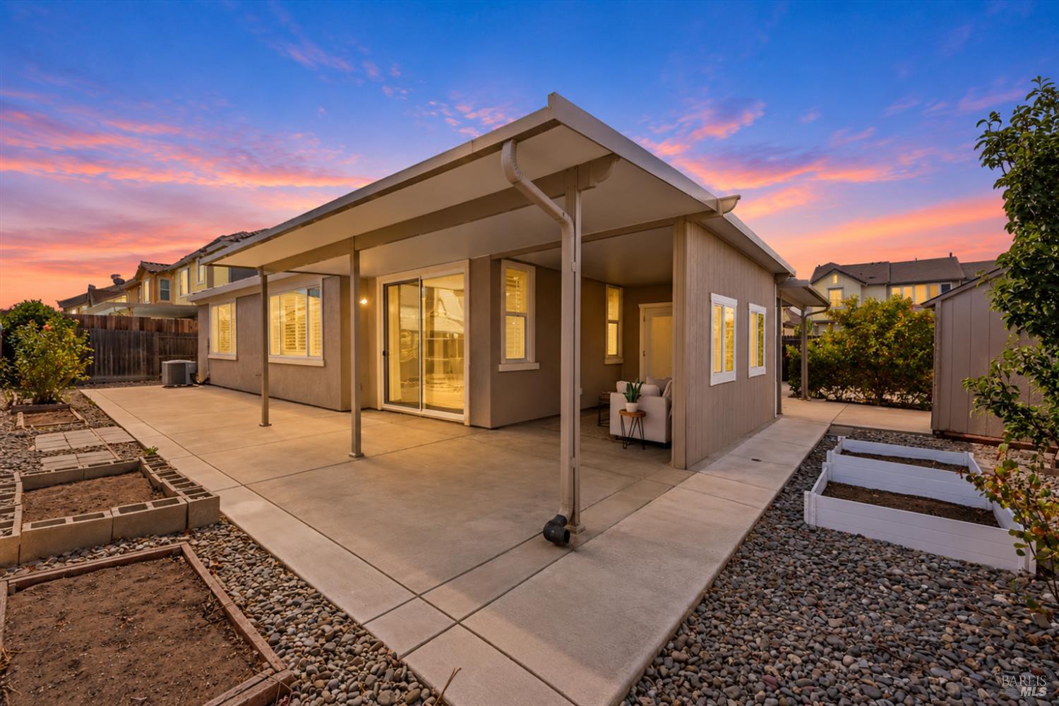 137 Clematis Street