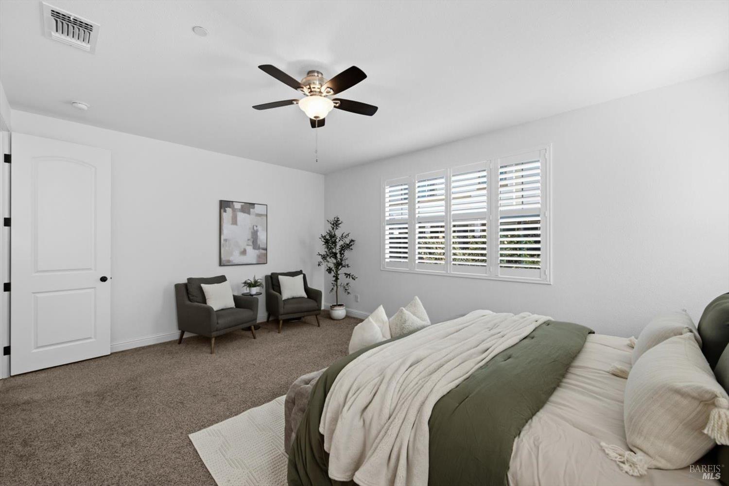137 Clematis Street
