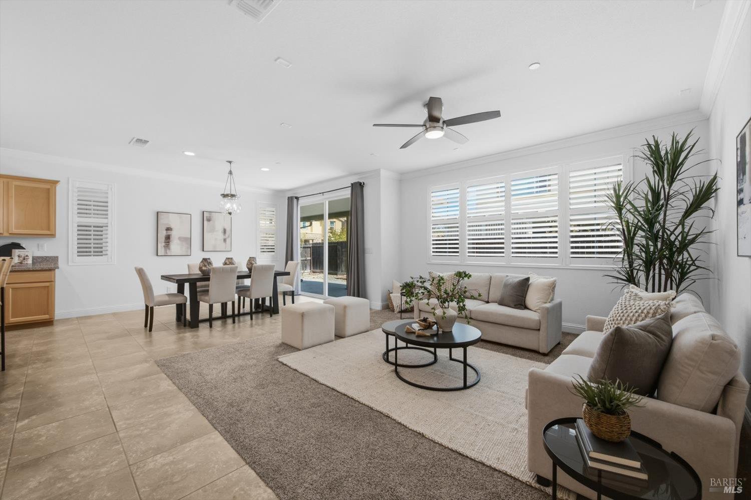 137 Clematis Street