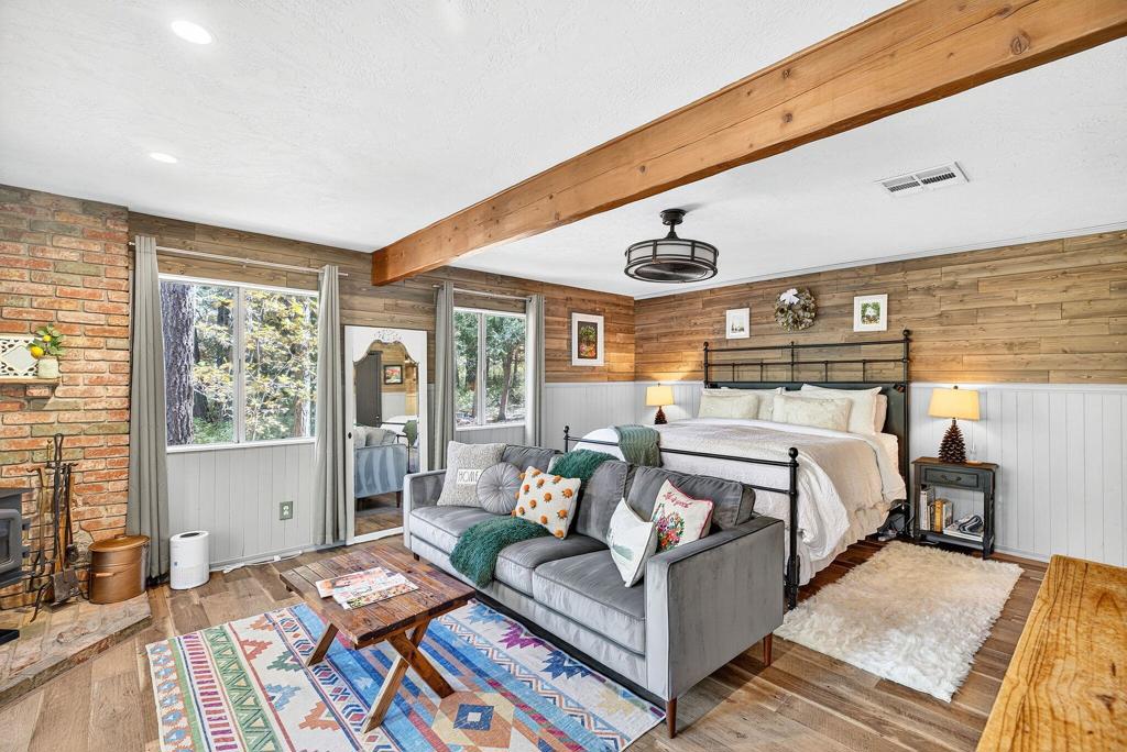 53570 Idyllbrook Drive