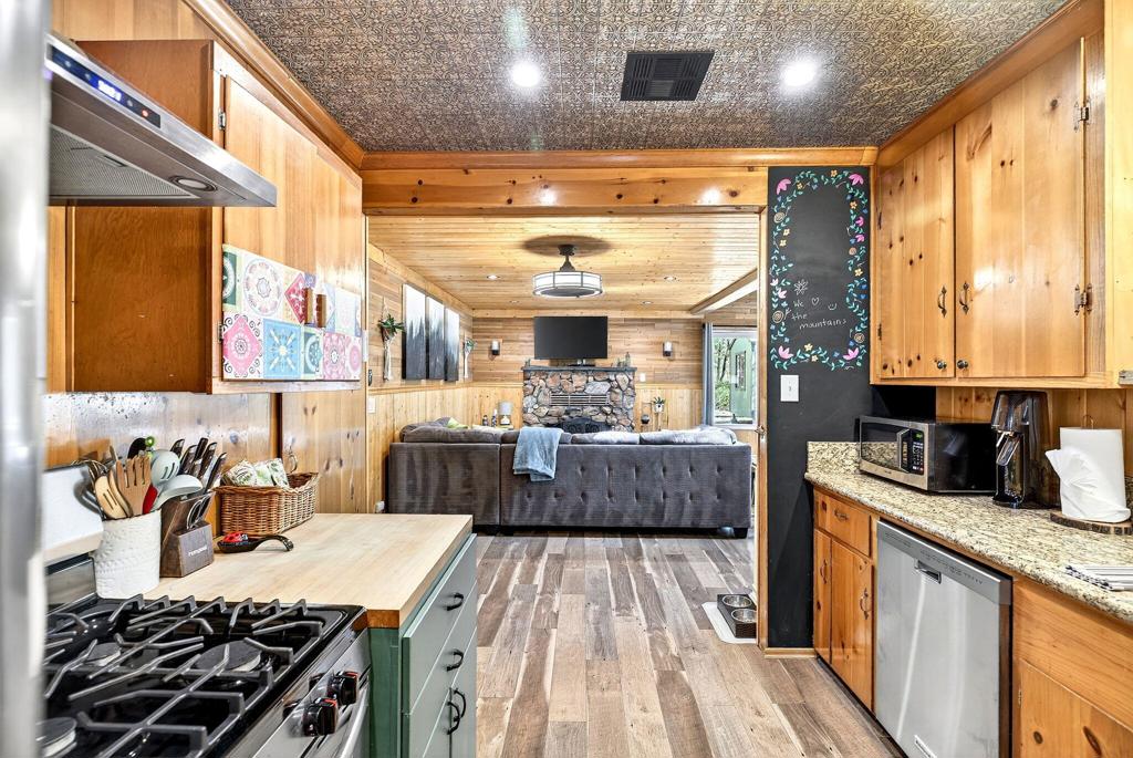 53570 Idyllbrook Drive