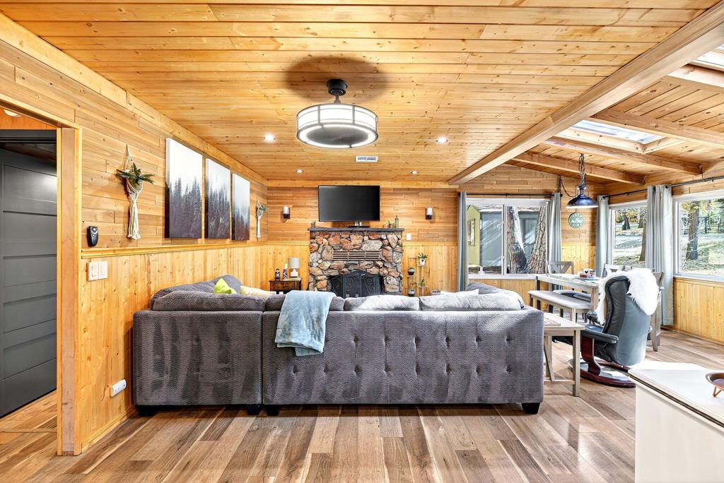 53570 Idyllbrook Drive