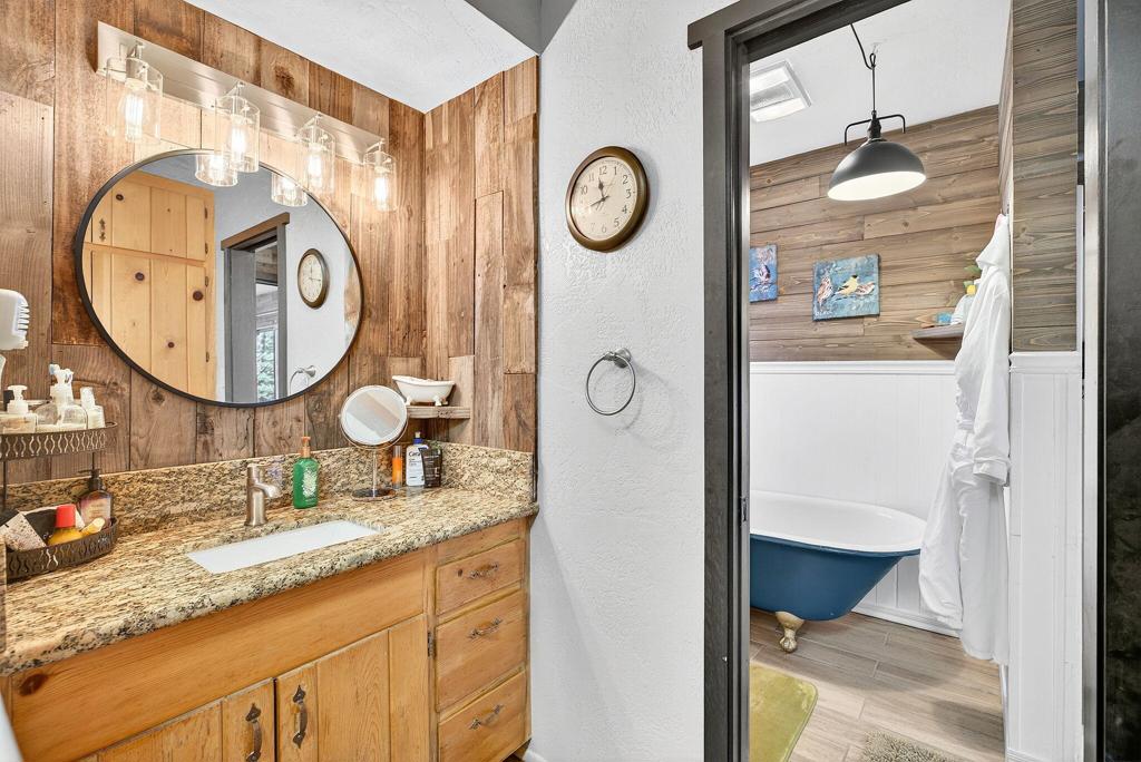 53570 Idyllbrook Drive