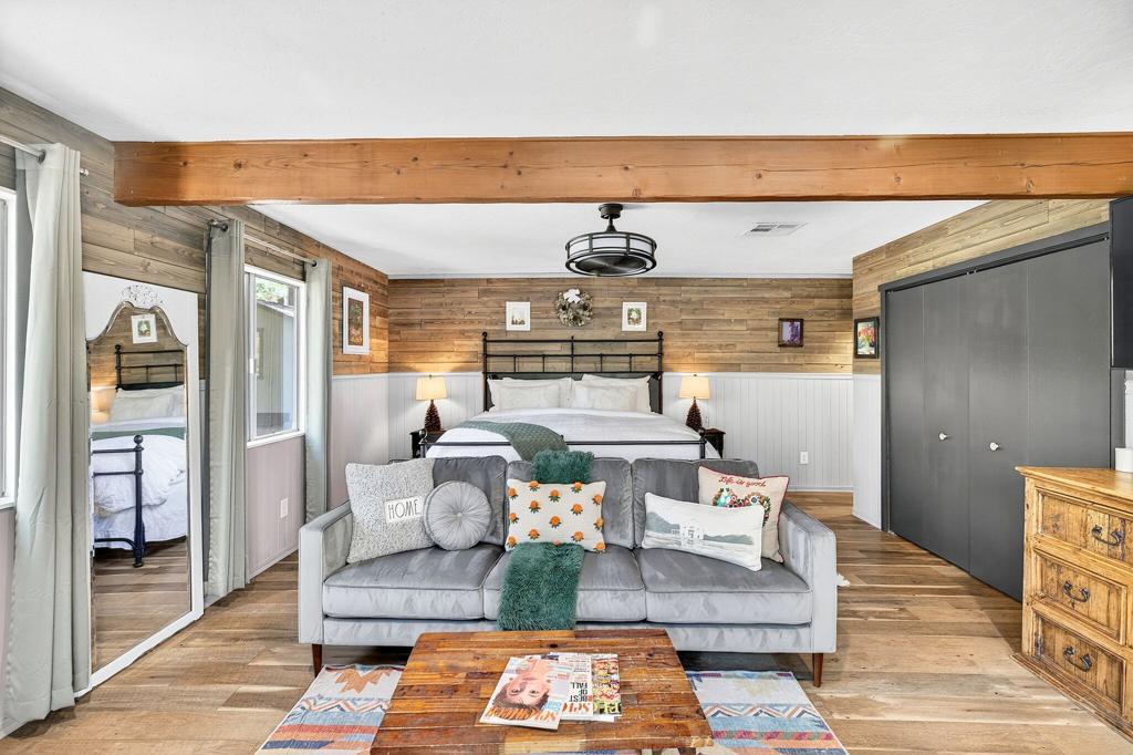 53570 Idyllbrook Drive