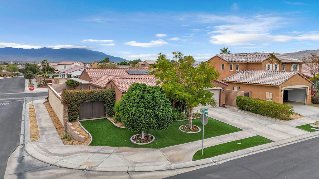 42795 Ponte Court