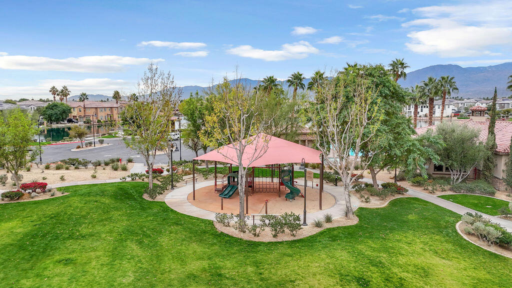 42795 Ponte Court