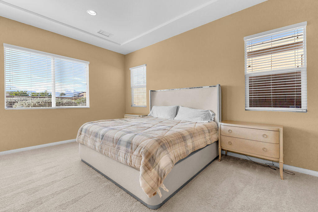 46109 Roadrunner Lane