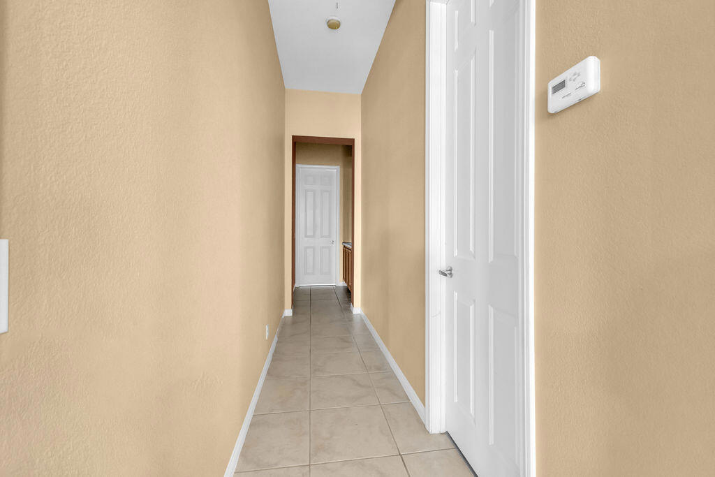 46109 Roadrunner Lane