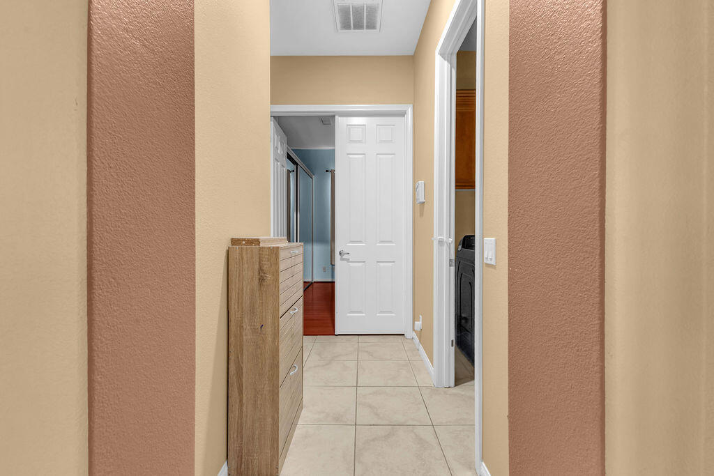 46109 Roadrunner Lane