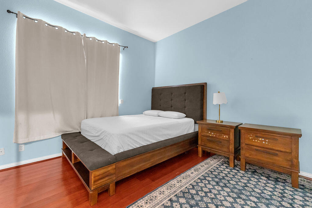 46109 Roadrunner Lane