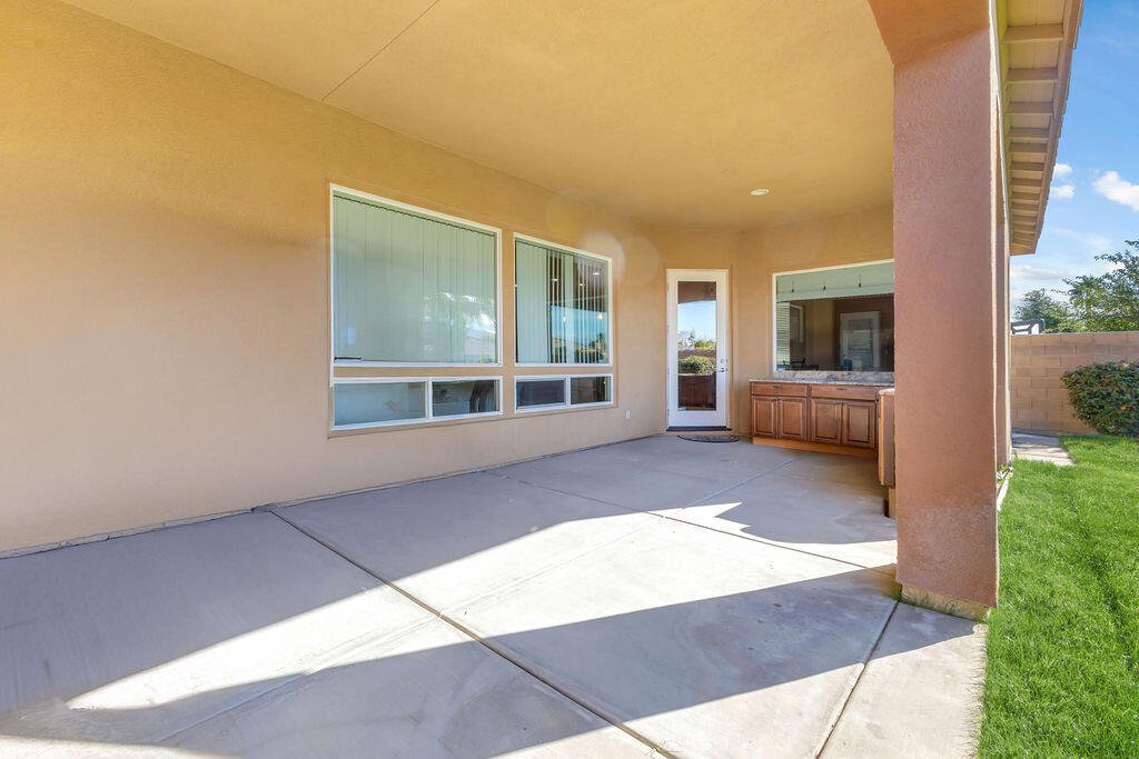 46109 Roadrunner Lane