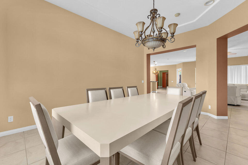 46109 Roadrunner Lane