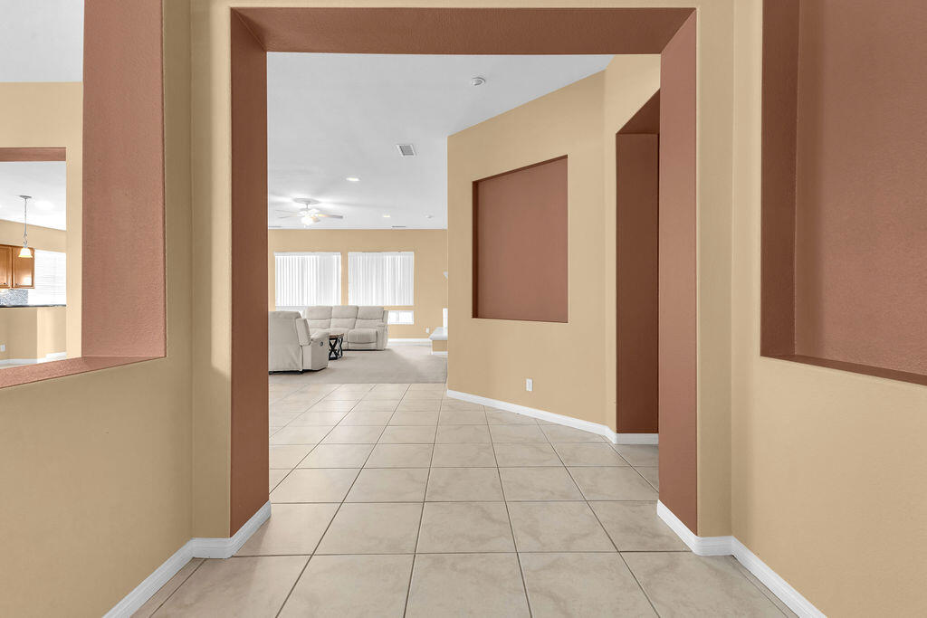 46109 Roadrunner Lane