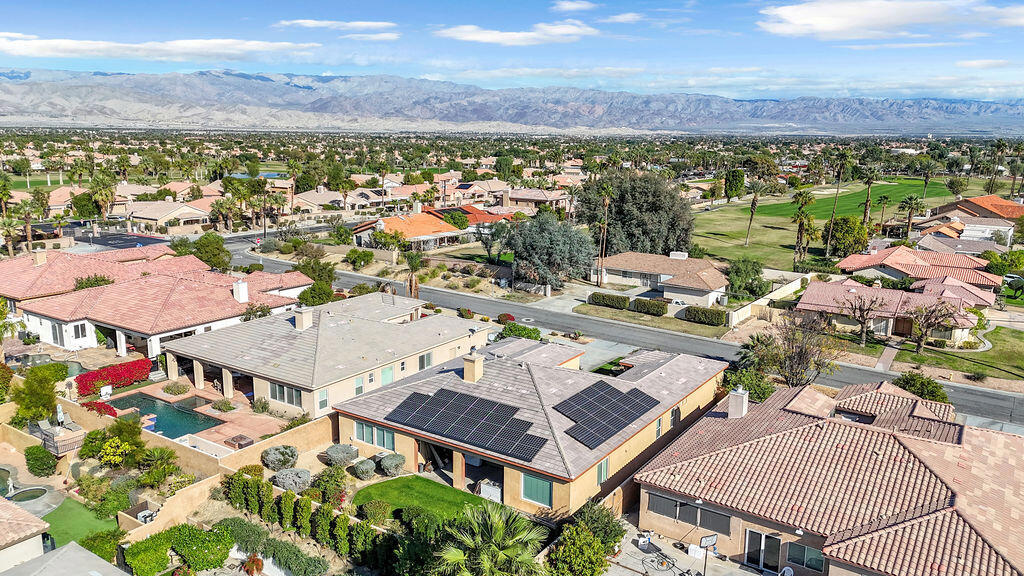 46109 Roadrunner Lane