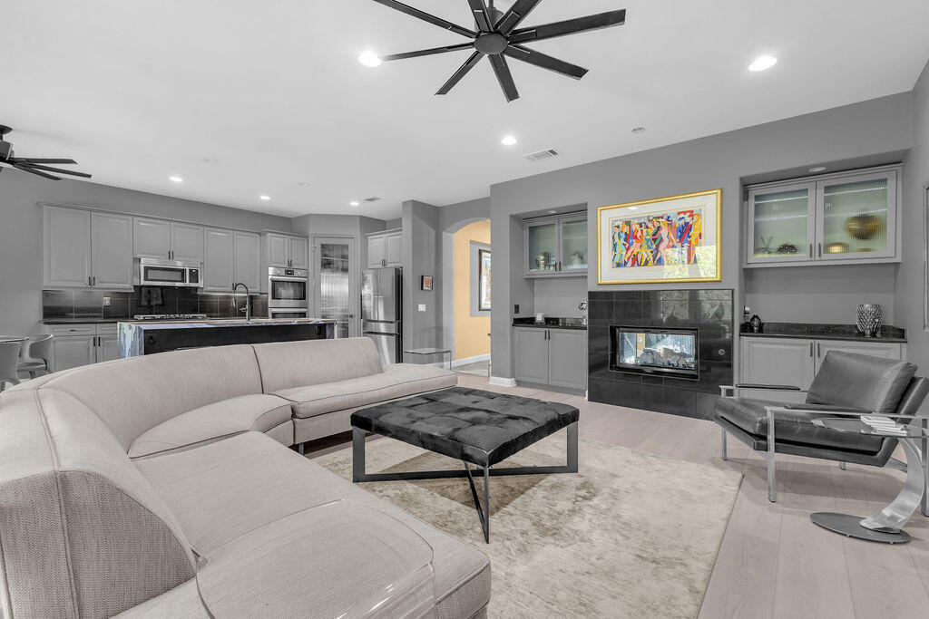 74080 Portola Pointe Lane