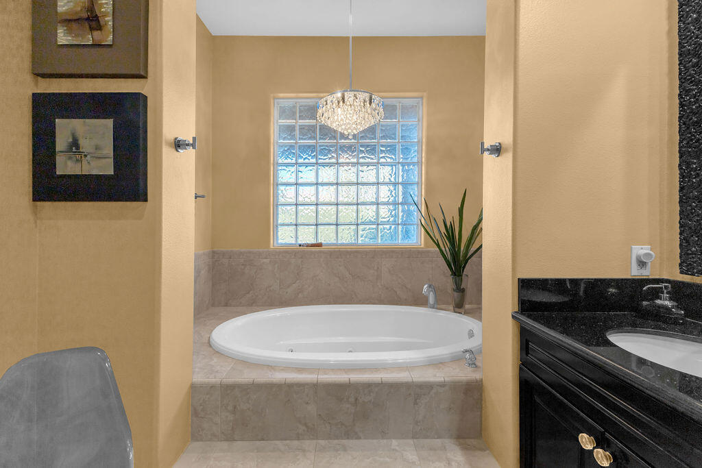 74080 Portola Pointe Lane