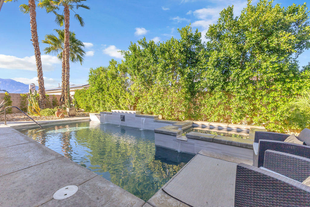 74080 Portola Pointe Lane