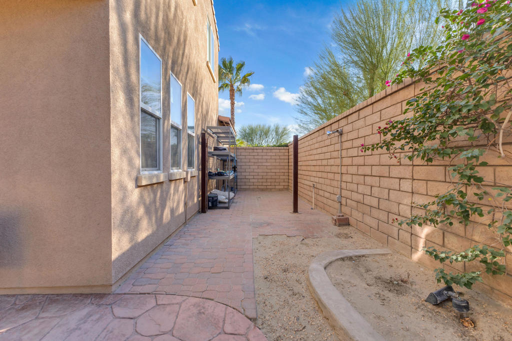 82540 Lordsburg Drive