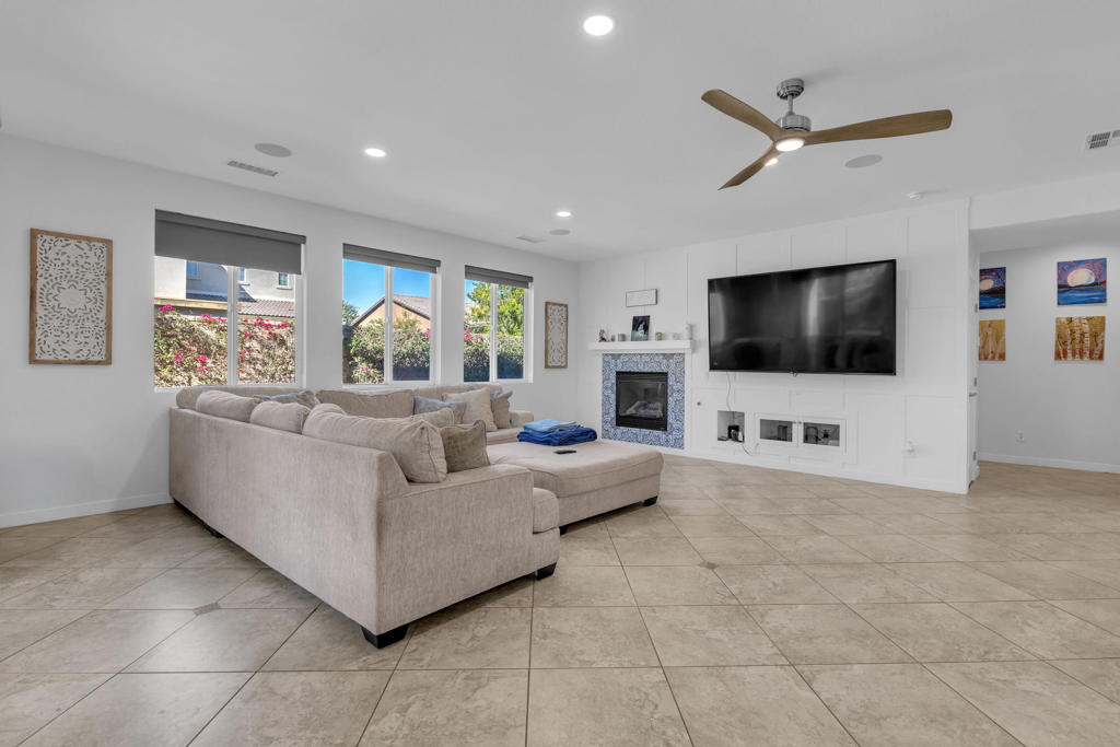 82540 Lordsburg Drive