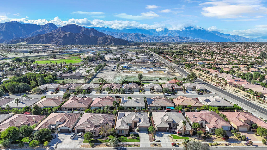 46109 Roadrunner Lane