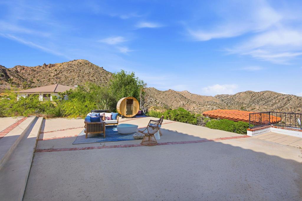 53806 Ridge Road