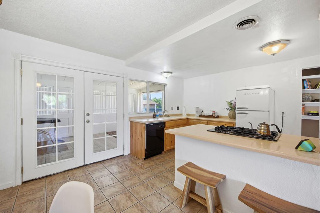 7798 Acoma Trail