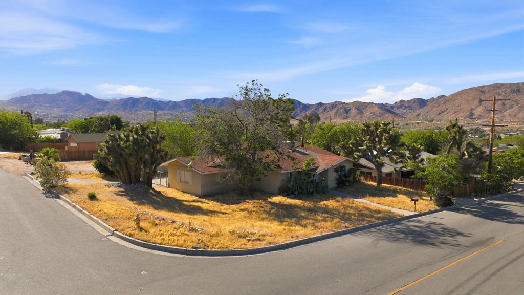 7798 Acoma Trail