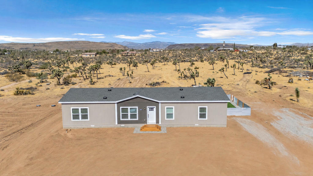 3470 Warren Vista Avenue