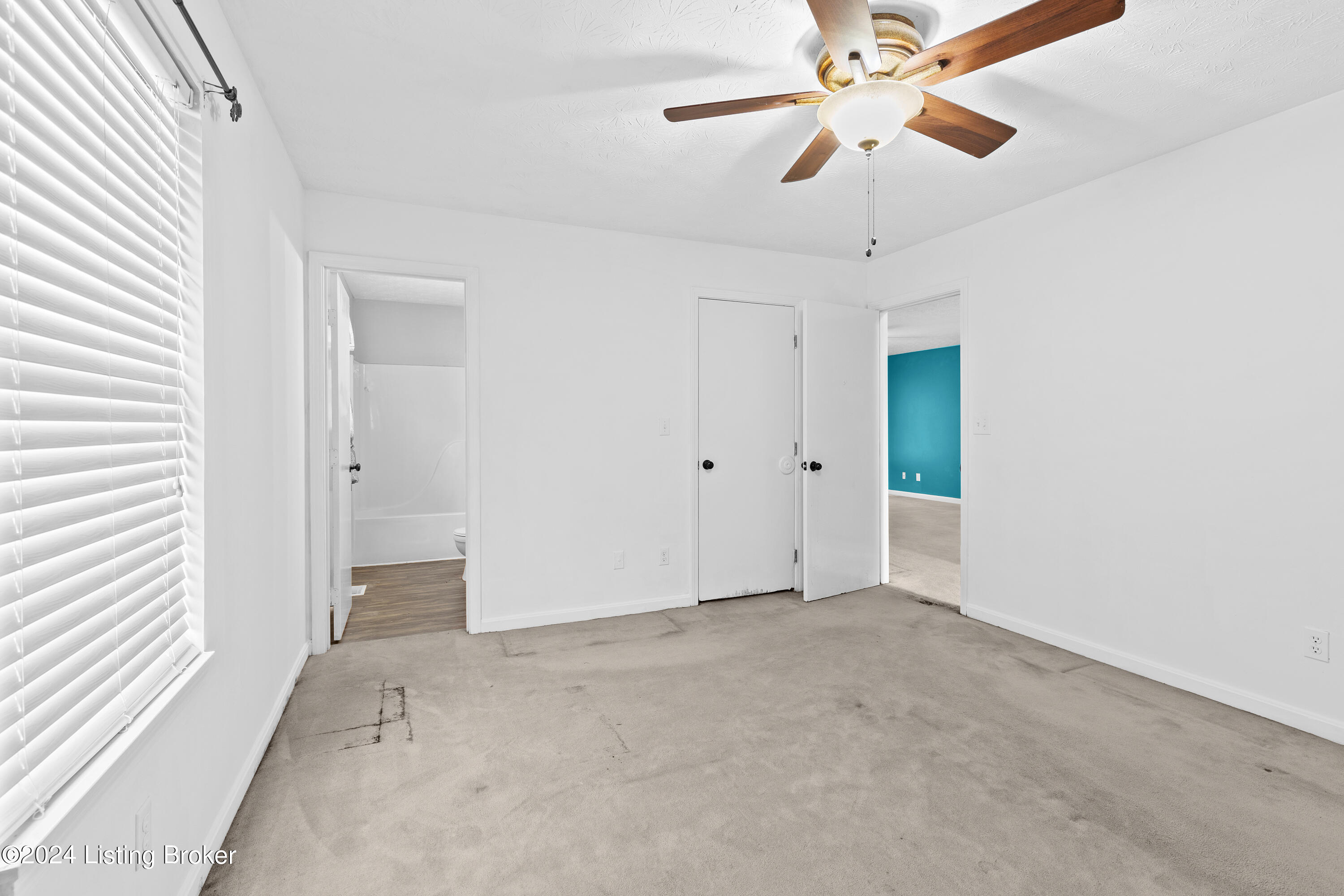 164 Howlett Dr