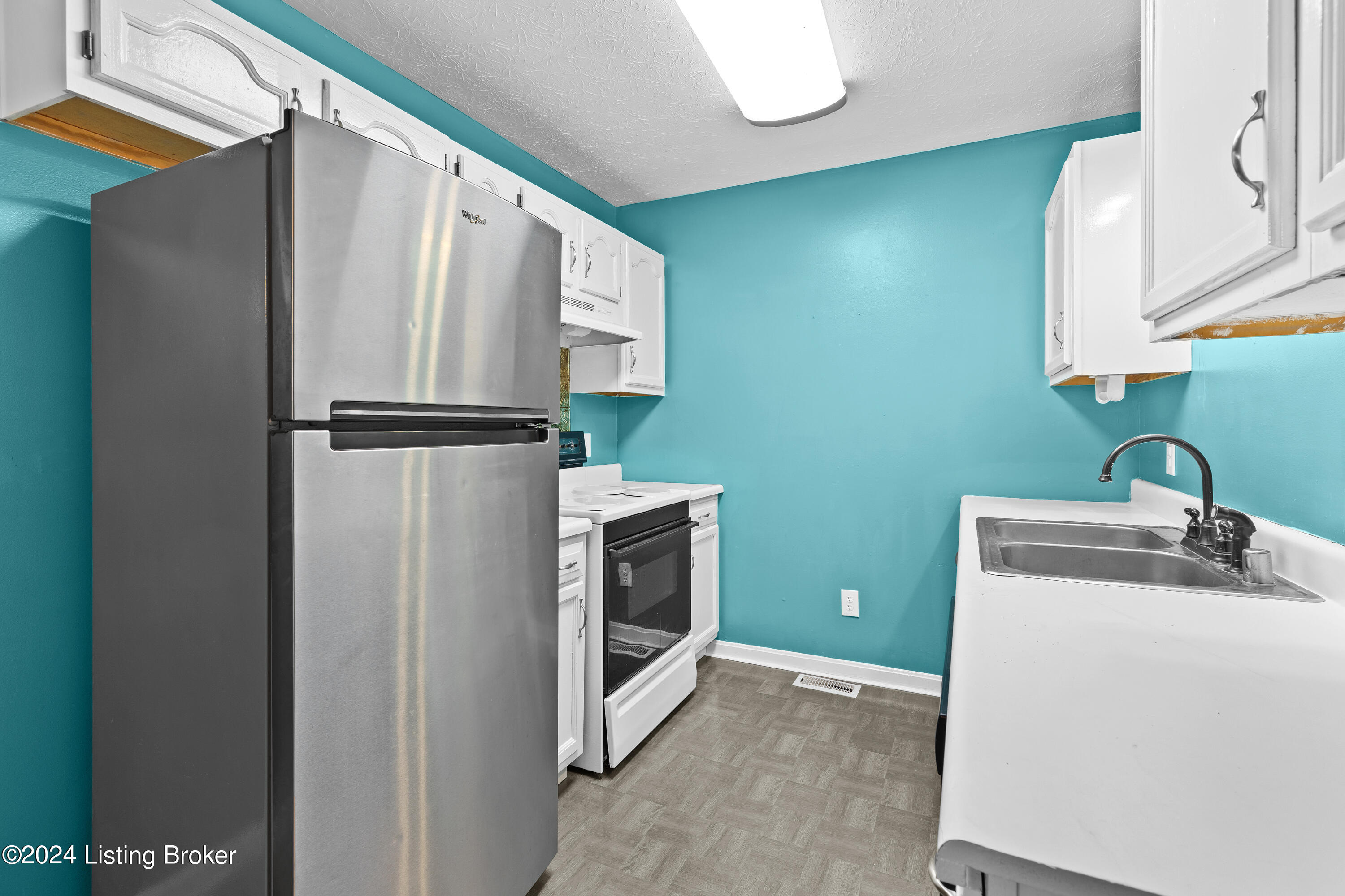 164 Howlett Dr