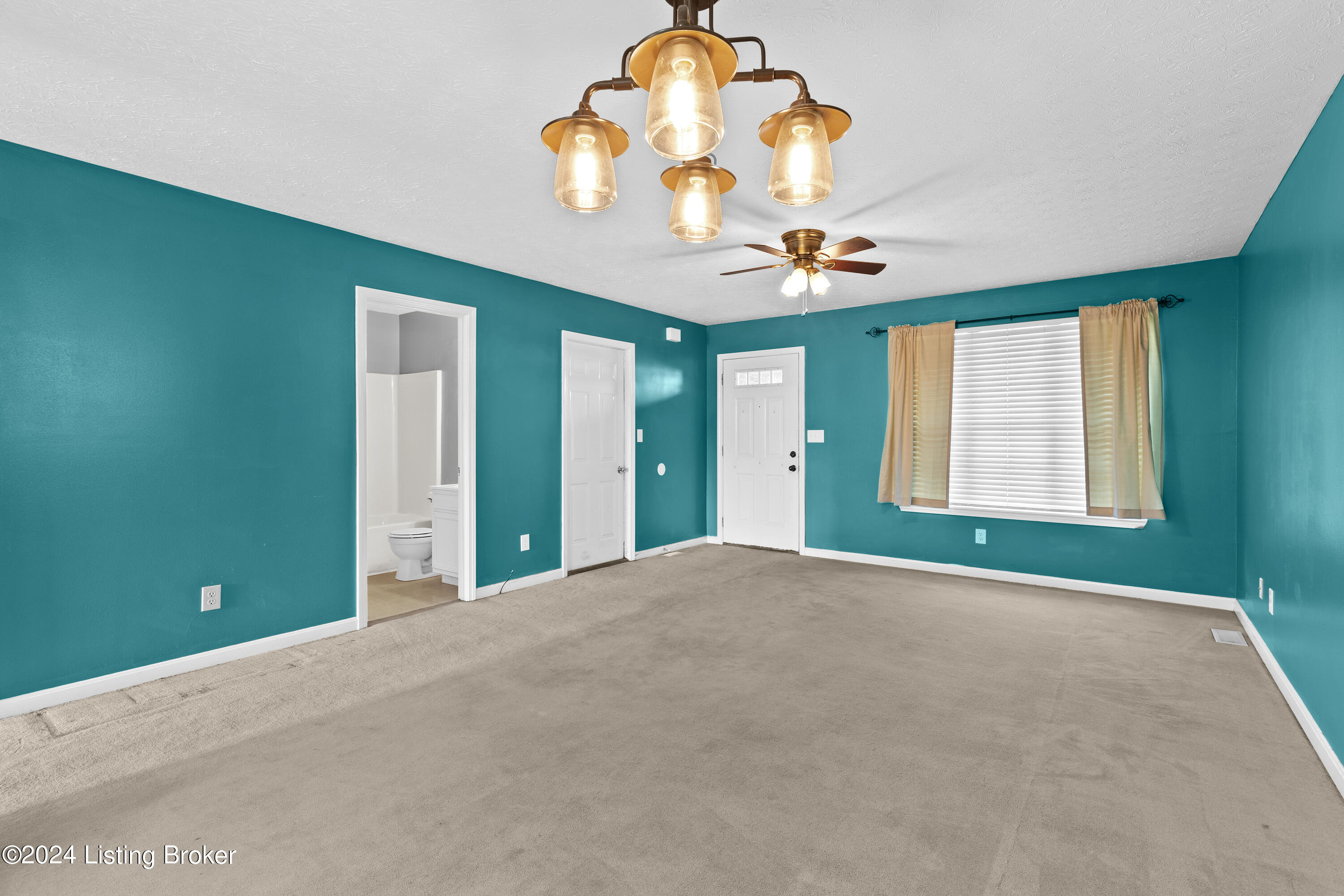 164 Howlett Dr