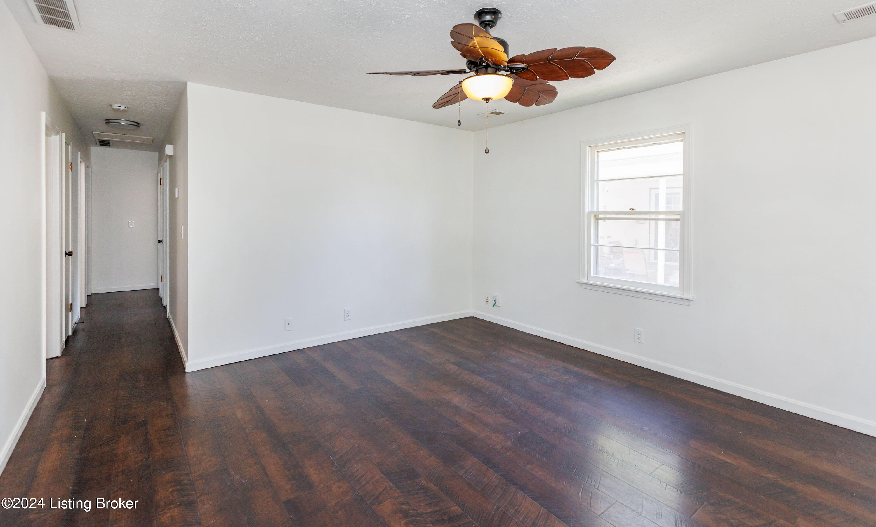 5005 Ventura Ln