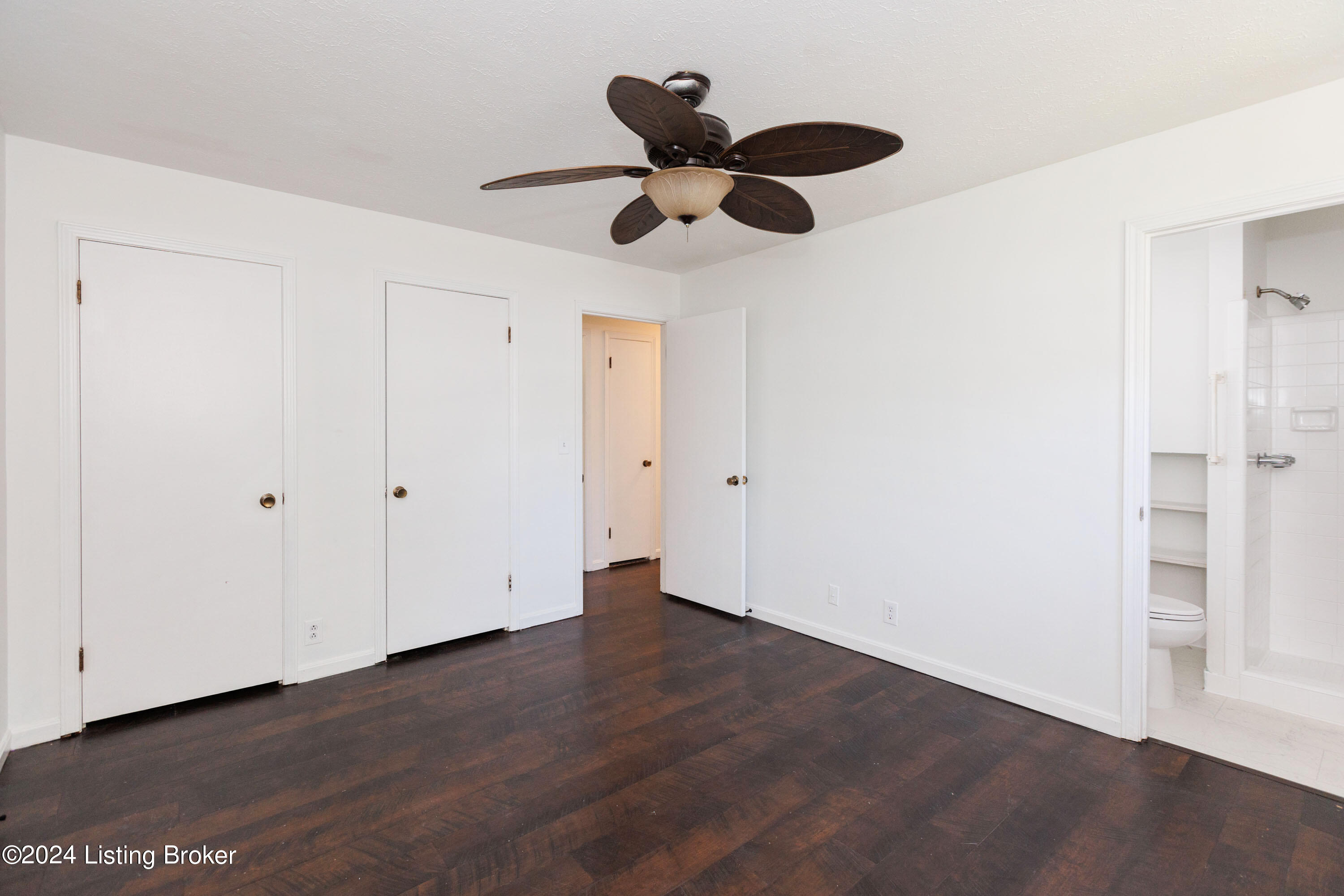 5005 Ventura Ln