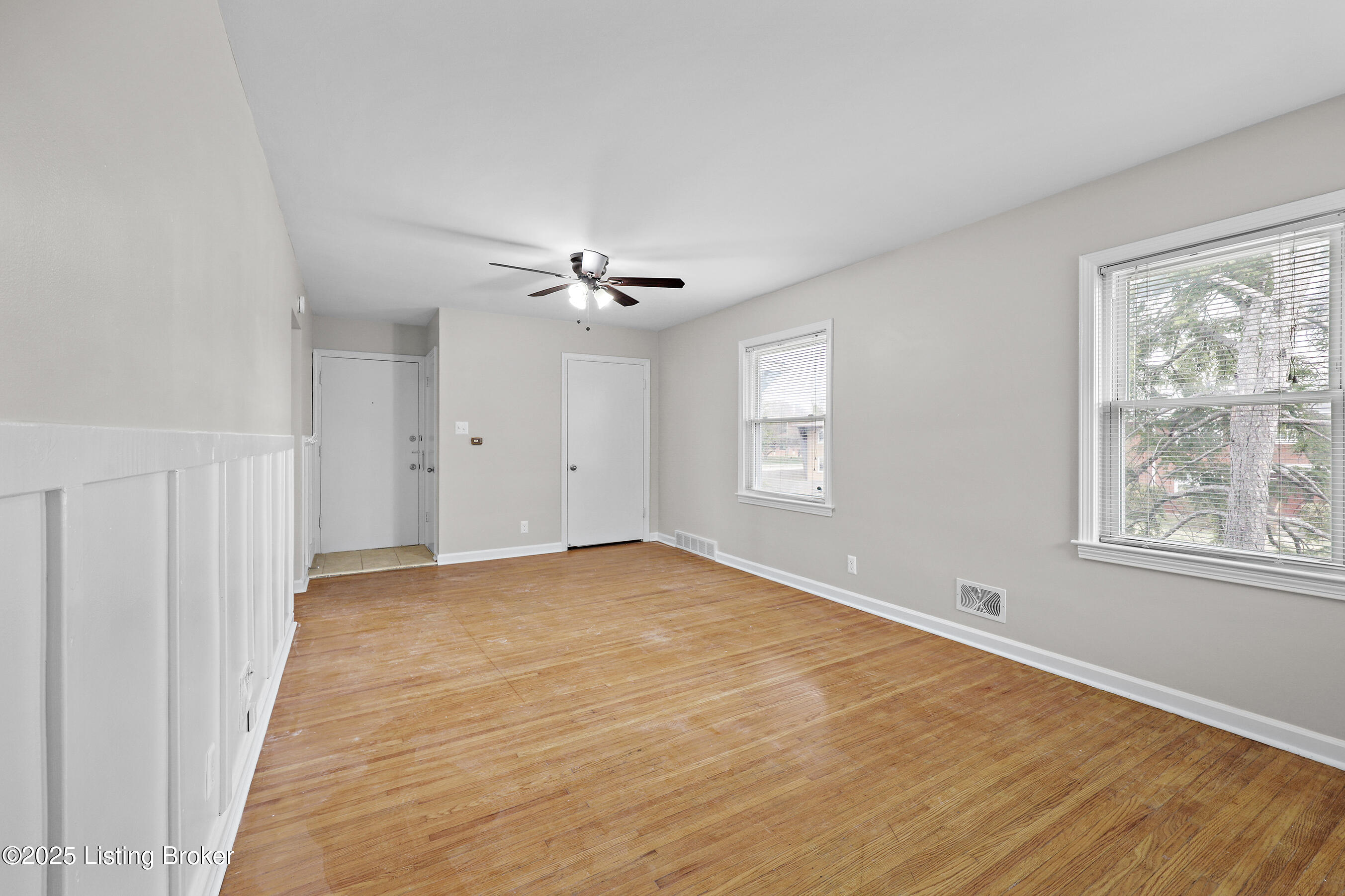 2902 Abigail Dr, APT 4