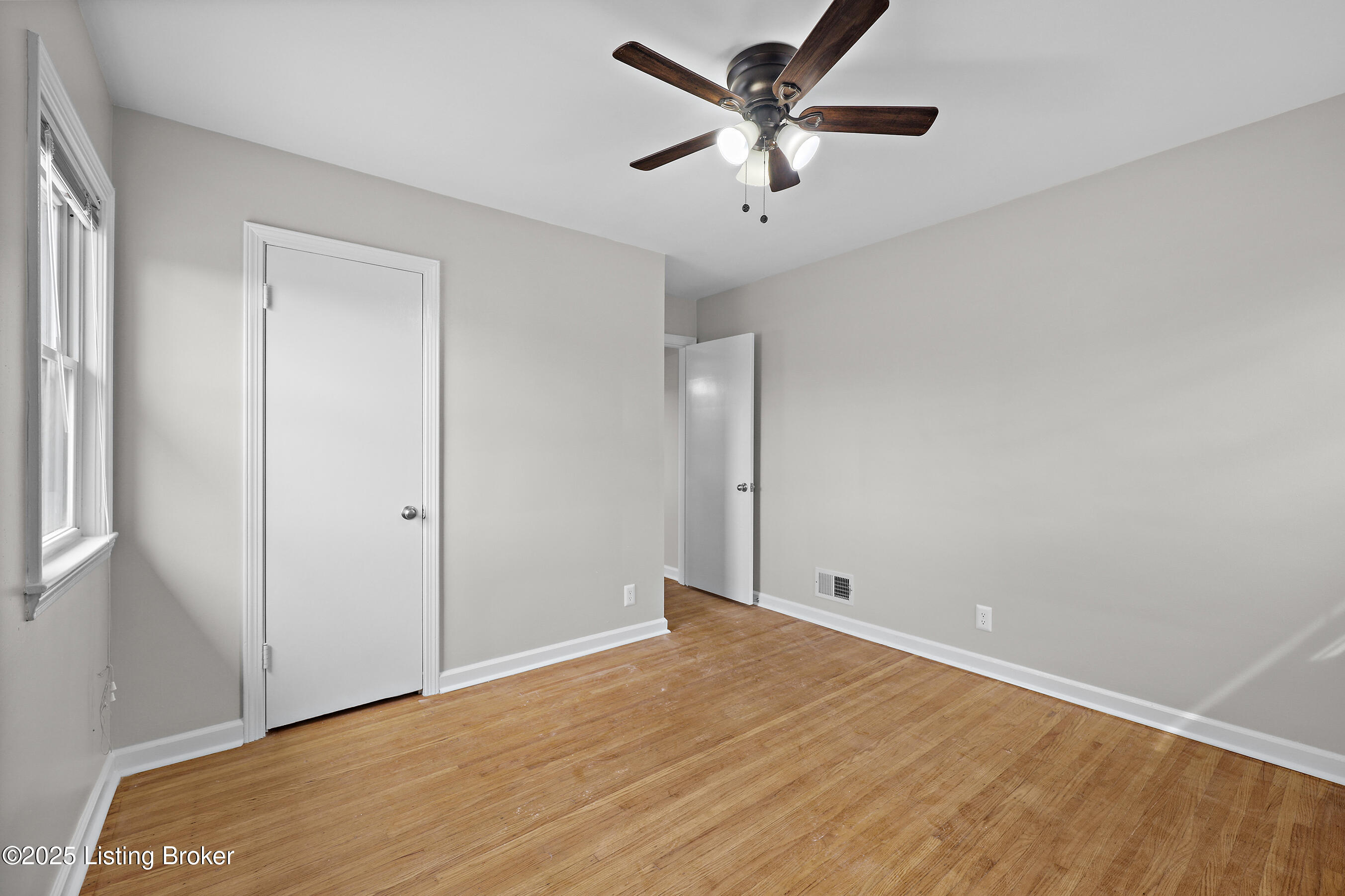 2902 Abigail Dr, APT 4