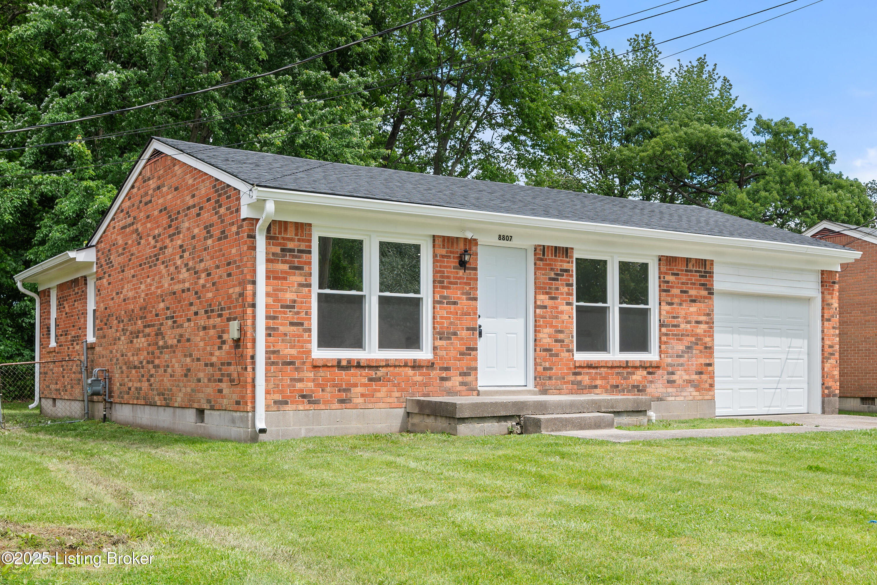 8807 Bost Ln